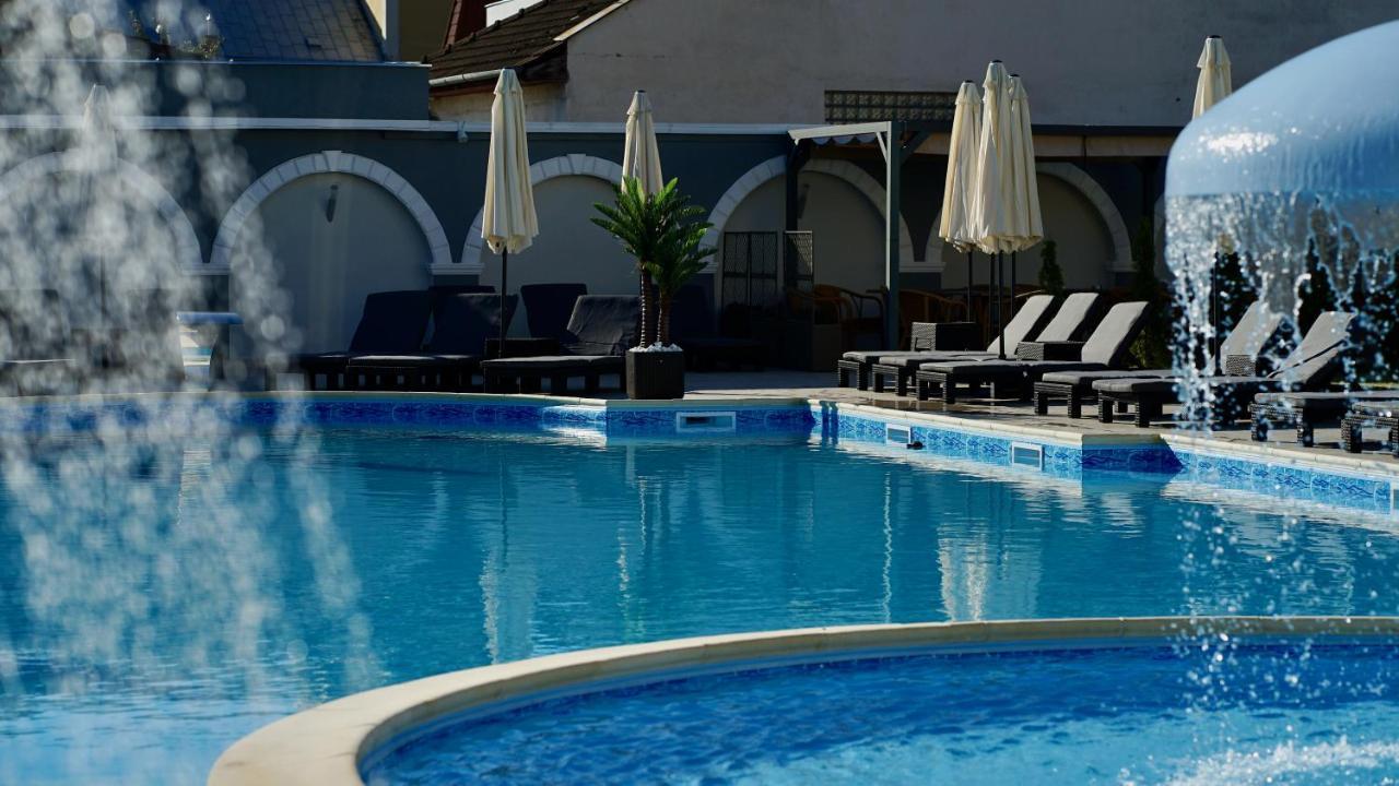 Astoria Hotel & Spa 胡内多阿拉 外观 照片